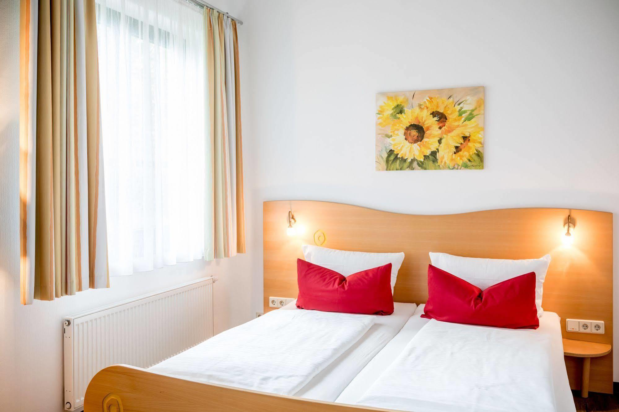 Aparthotel Magdeburg Exteriör bild