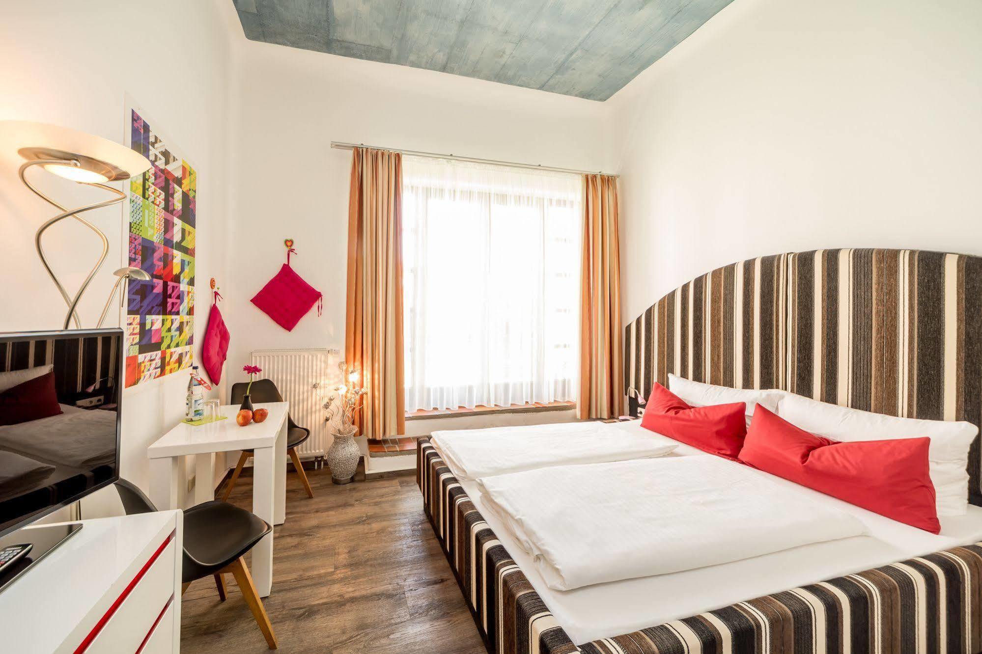 Aparthotel Magdeburg Exteriör bild